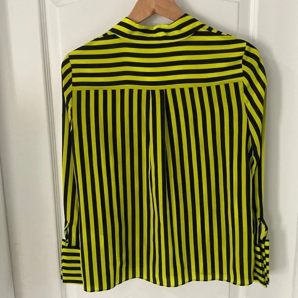 Alice and Olivia Willa silk blouse - Picture 5 of 16